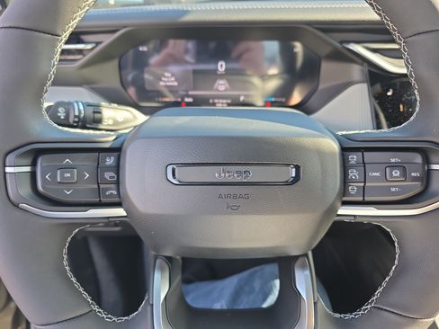 New 2026 Jeep Cherokee Laredo AWD/4WD image 9