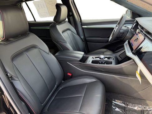 Used 2024 Jeep Wagoneer Launch Edition image 15