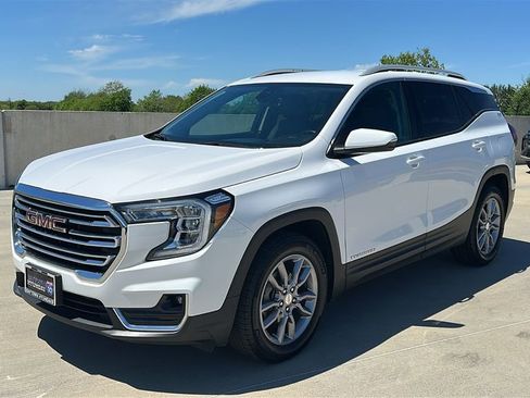 Used 2022 GMC Terrain SLT image 8