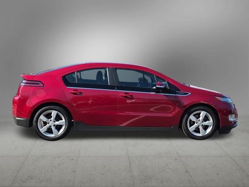 Used 2015 Chevrolet Volt FWD image 7