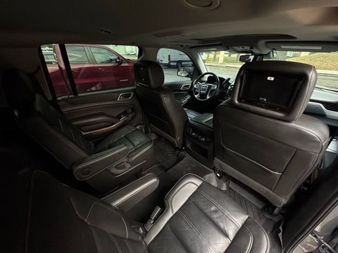 Used 2018 GMC Yukon XL Denali w/ Enhanced Security Package image 34