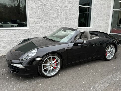 Used 2014 Porsche 911 Carrera S image 13