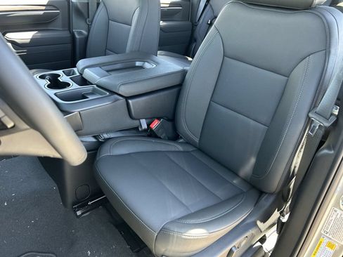 New 2026 GMC Sierra 2500 SLT AWD/4WD image 19