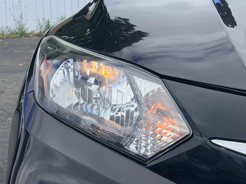 Used 2016 Honda HR-V EX image 9