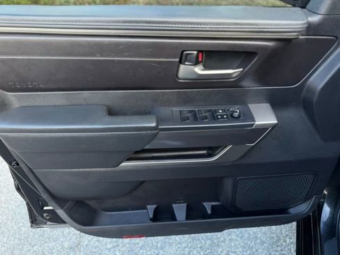 Used 2022 Toyota Tundra SR5 image 17