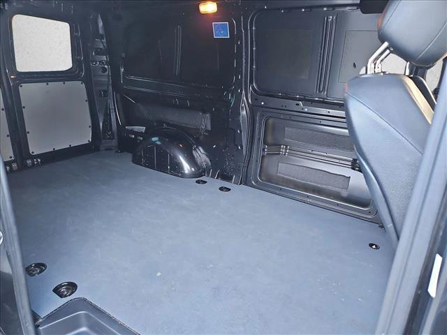 Used 2023 Mercedes-Benz Metris image 17