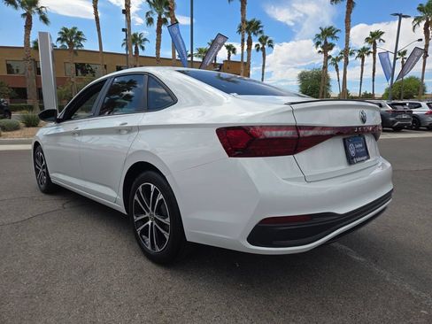Certified 2026 Volkswagen Jetta Sport FWD image 4