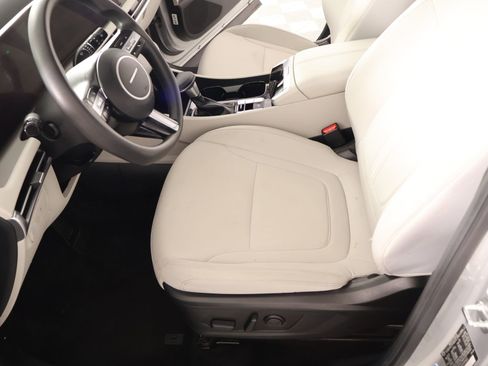 Used 2025 Hyundai Tucson SEL FWD image 11