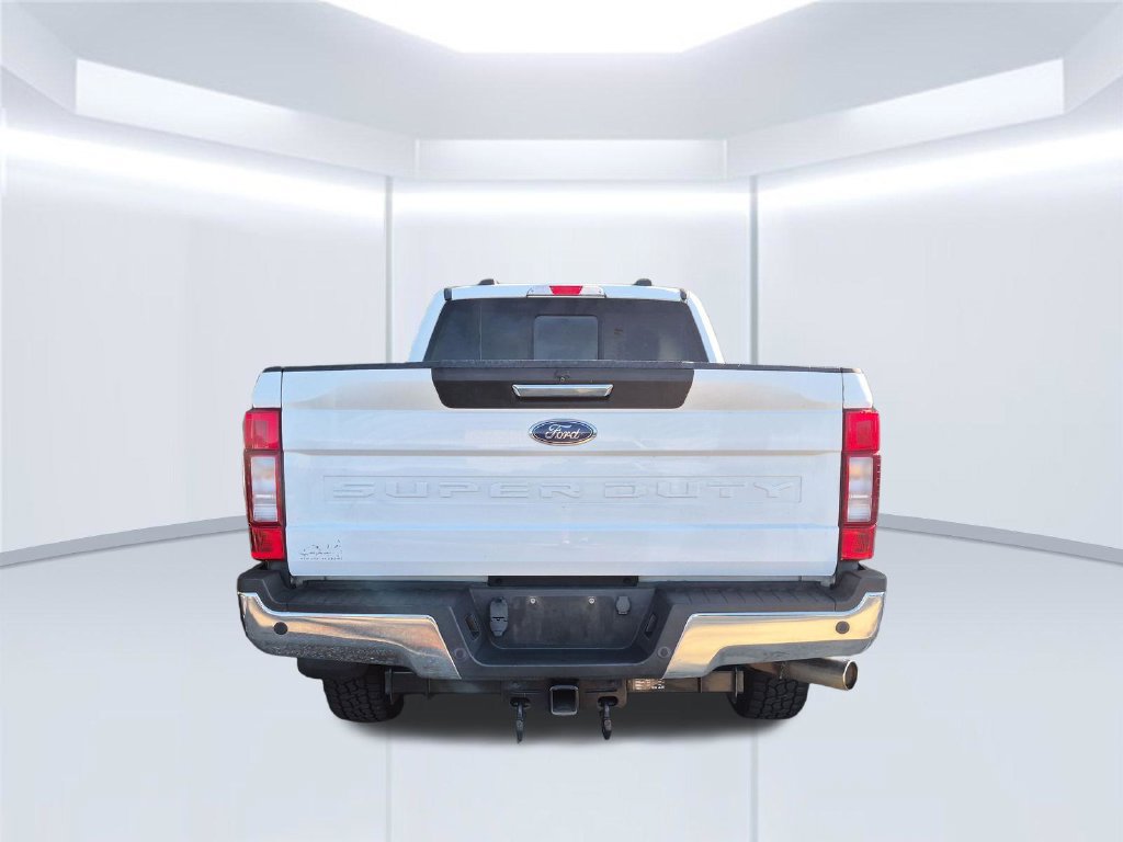 Used 2022 Ford F250 XLT w/ XLT Premium Package AWD/4WD image 2