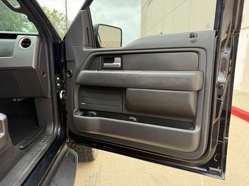 Used 2014 Ford F150 Raptor w/ Equipment Group 801A Luxury AWD/4WD image 20