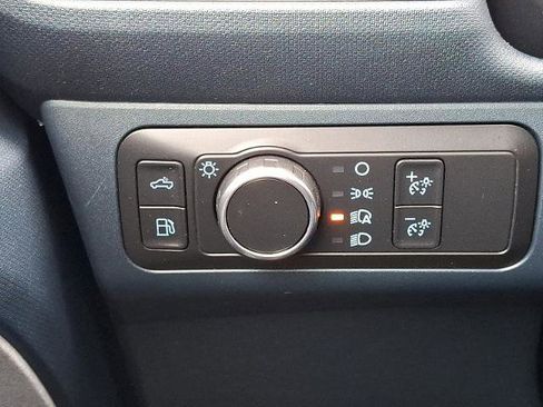 Certified 2022 Ford Maverick XLT w/ XLT Luxury Package image 22