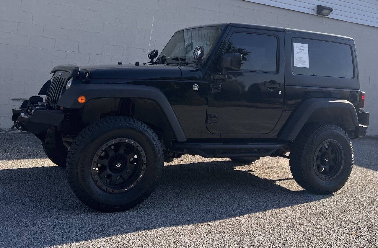 Used 2013 Jeep Wrangler Sport AWD/4WD image 3