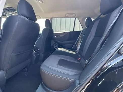 Used 2023 Subaru Outback Premium AWD/4WD image 42
