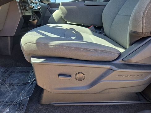 Used 2024 Ford F150 XLT RWD image 23