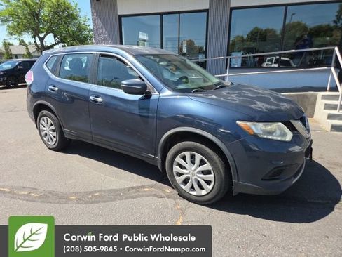 Used 2015 Nissan Rogue S AWD/4WD image 1