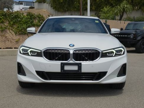 Used 2023 BMW 330i Sedan w/ Driving Assistance Package RWD image 3