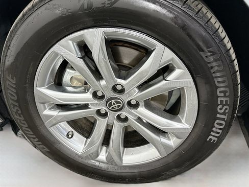 Used 2023 Toyota Sienna XSE w/ XSE Plus Package AWD/4WD image 34