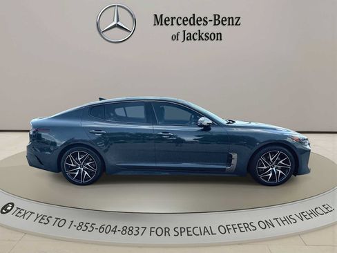 Used 2022 Kia Stinger GT-Line w/ Sun & Sound Package AWD/4WD image 9