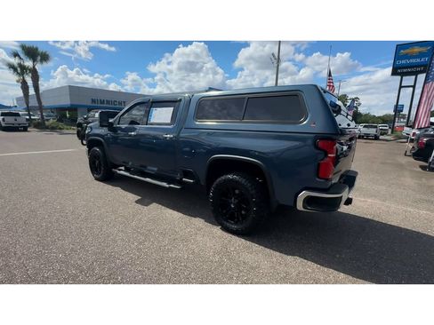 Used 2025 Chevrolet Silverado 2500 LTZ w/ LTZ Premium Package AWD/4WD image 4