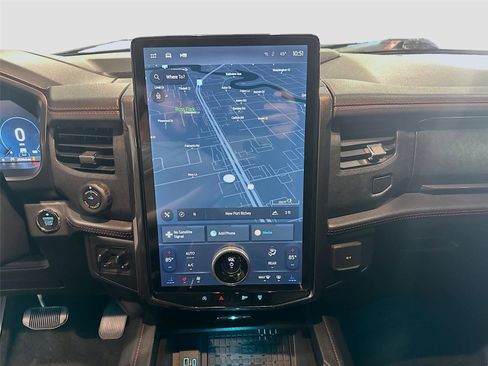 Used 2023 Ford Expedition Limited image 11