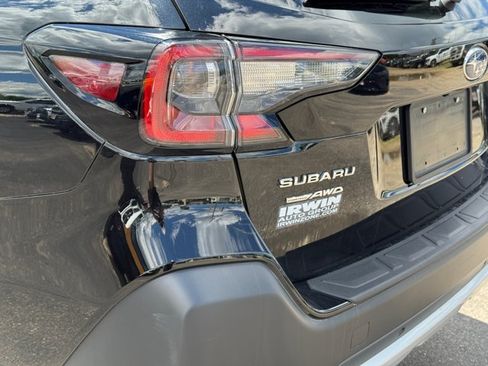 Used 2025 Subaru Outback Limited AWD/4WD image 36