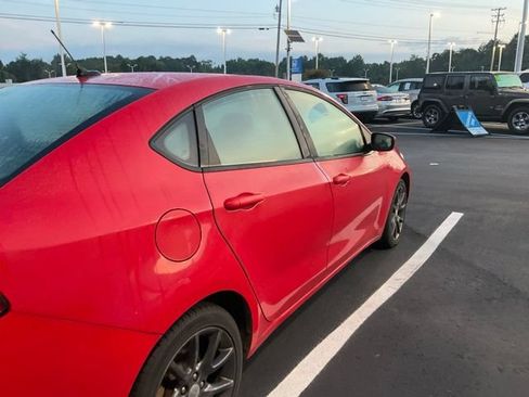 Used 2016 Dodge Dart SE w/ Convenience Group FWD image 4