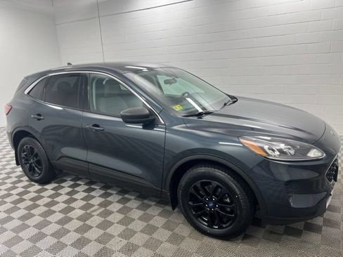 Used 2022 Ford Escape SE w/ Convenience Package AWD/4WD image 4