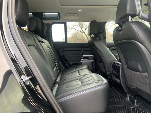 Certified 2024 Land Rover Defender 110 S image 21