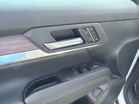 New 2026 GMC Terrain Denali AWD/4WD image 18