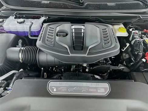 New 2025 Jeep Wagoneer Series II image 18