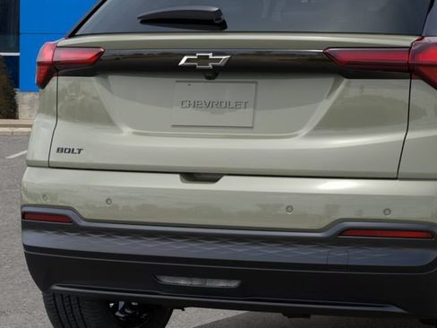 New 2027 Chevrolet Bolt LT w/ Comfort Package FWD image 14