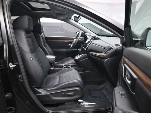 Used 2019 Honda CR-V Touring image 31