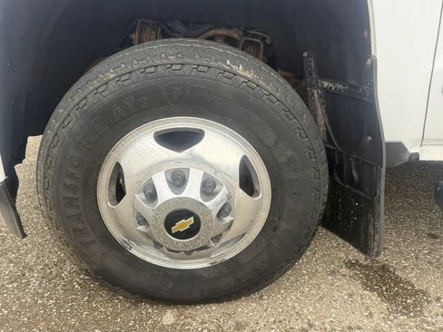 Used 2015 Chevrolet Silverado 3500 High Country AWD/4WD image 28