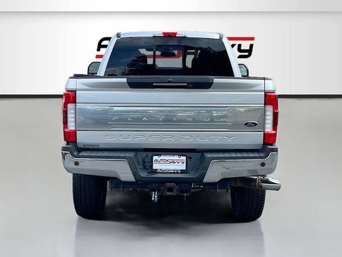 Used 2018 Ford F250 Platinum w/ Platinum Ultimate Package AWD/4WD image 6