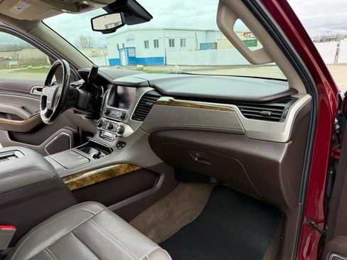 Used 2016 GMC Yukon XL Denali w/ Open Road Package AWD/4WD image 30