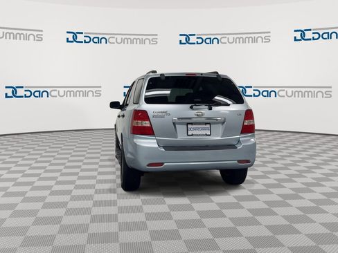 Used 2008 Kia Sorento 2WD image 7
