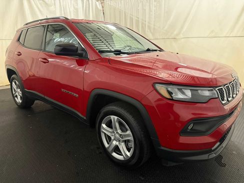 Certified 2023 Jeep Compass Latitude image 10