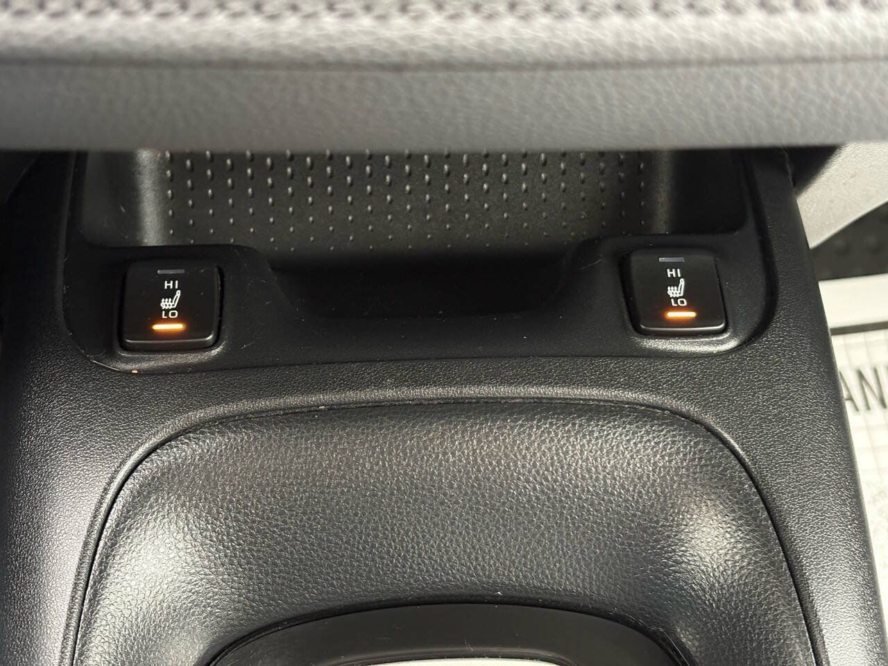 Used 2022 Toyota Corolla LE w/ Premium Interior Package FWD image 46