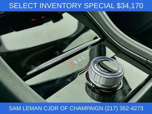 New 2025 Jeep Grand Cherokee Laredo X w/ Luxury Tech Group I image 16