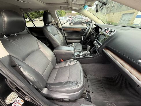 Used 2016 Subaru Outback 2.5i Limited AWD/4WD image 13