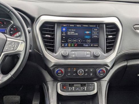 Used 2023 GMC Acadia SLT image 14