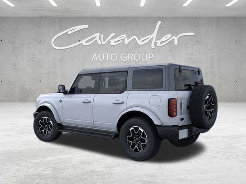 New 2025 Ford Bronco Outer Banks image 4