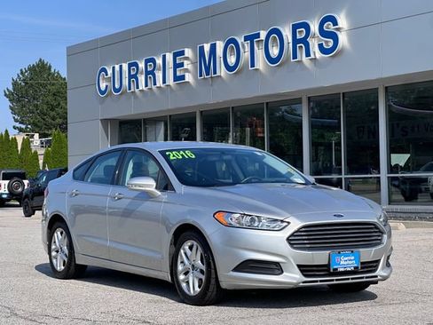 Used 2016 Ford Fusion SE FWD image 1