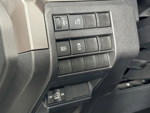 Certified 2024 Toyota Tacoma SR5 image 15