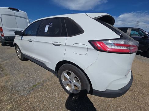 Used 2019 Ford Edge SE w/ SE Fleet Driver's Package image 10