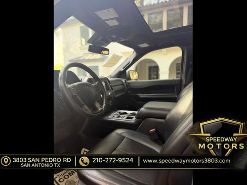 Used 2019 Ford Expedition XLT w/ Equipment Group 202A RWD image 19
