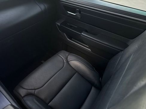 Used 2025 Toyota Tundra Platinum AWD/4WD image 16
