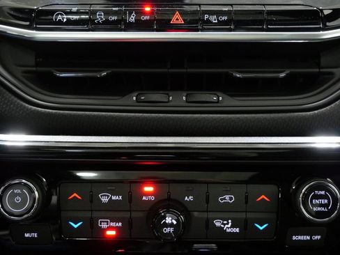 New 2026 Jeep Compass Limited w/ Sun, Sound & Navigation Group image 20