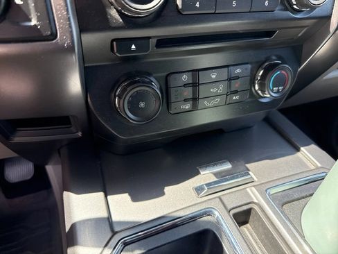 Used 2018 Ford F150 XLT w/ Equipment Group 302A Luxury AWD/4WD image 27