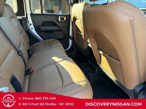 Used 2020 Jeep Wrangler Unlimited Sahara w/ Dual Top Group AWD/4WD image 35